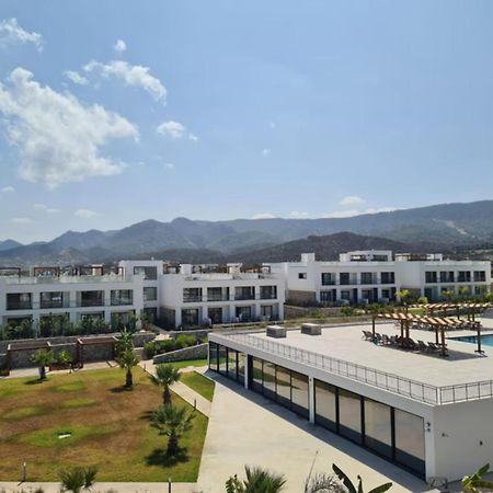 Beachfront Penthouse Studio Apartment, Eco Wellness Resort, Heated Pool Кирения Екстериор снимка