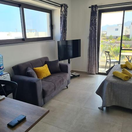 Beachfront Penthouse Studio Apartment, Eco Wellness Resort, Heated Pool Кирения Екстериор снимка