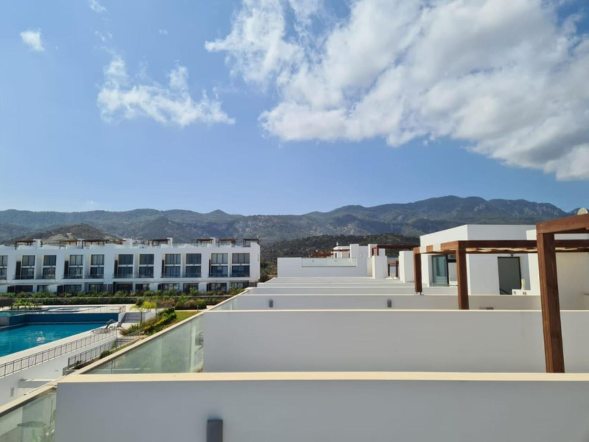 Beachfront Penthouse Studio Apartment, Eco Wellness Resort, Heated Pool Кирения Екстериор снимка