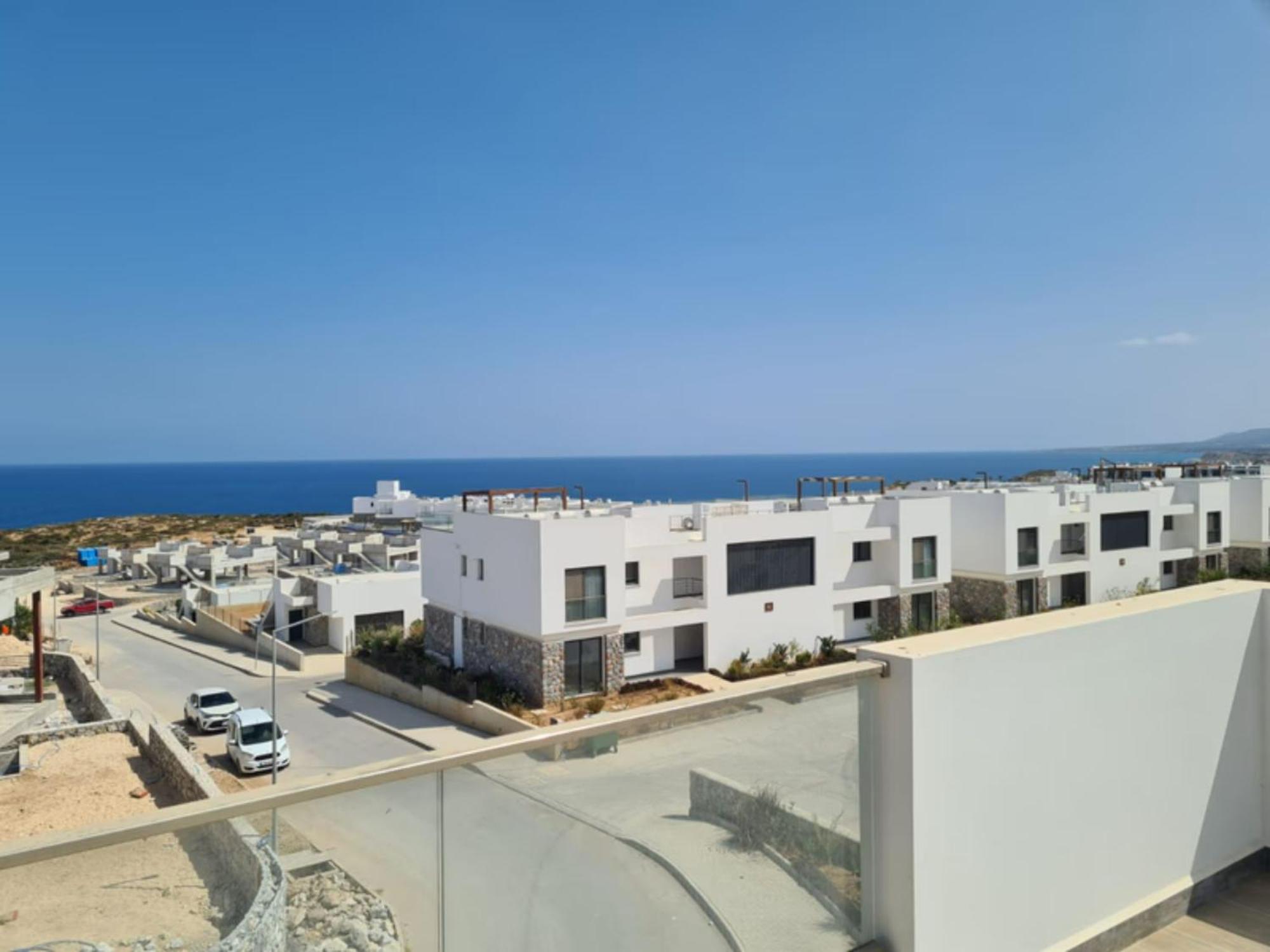 Beachfront Penthouse Studio Apartment, Eco Wellness Resort, Heated Pool Кирения Екстериор снимка